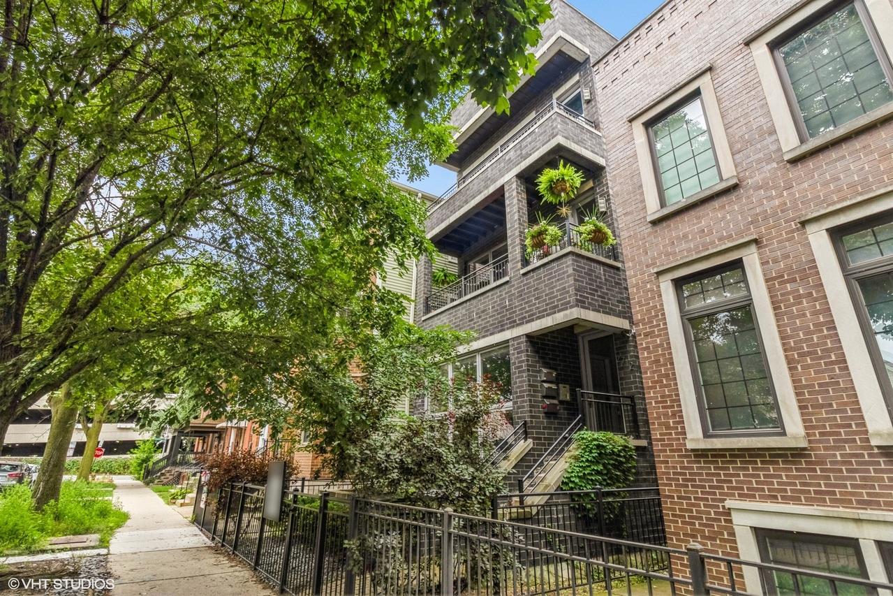 2712 N Artesian Ave. #3, Chicago, IL 60647