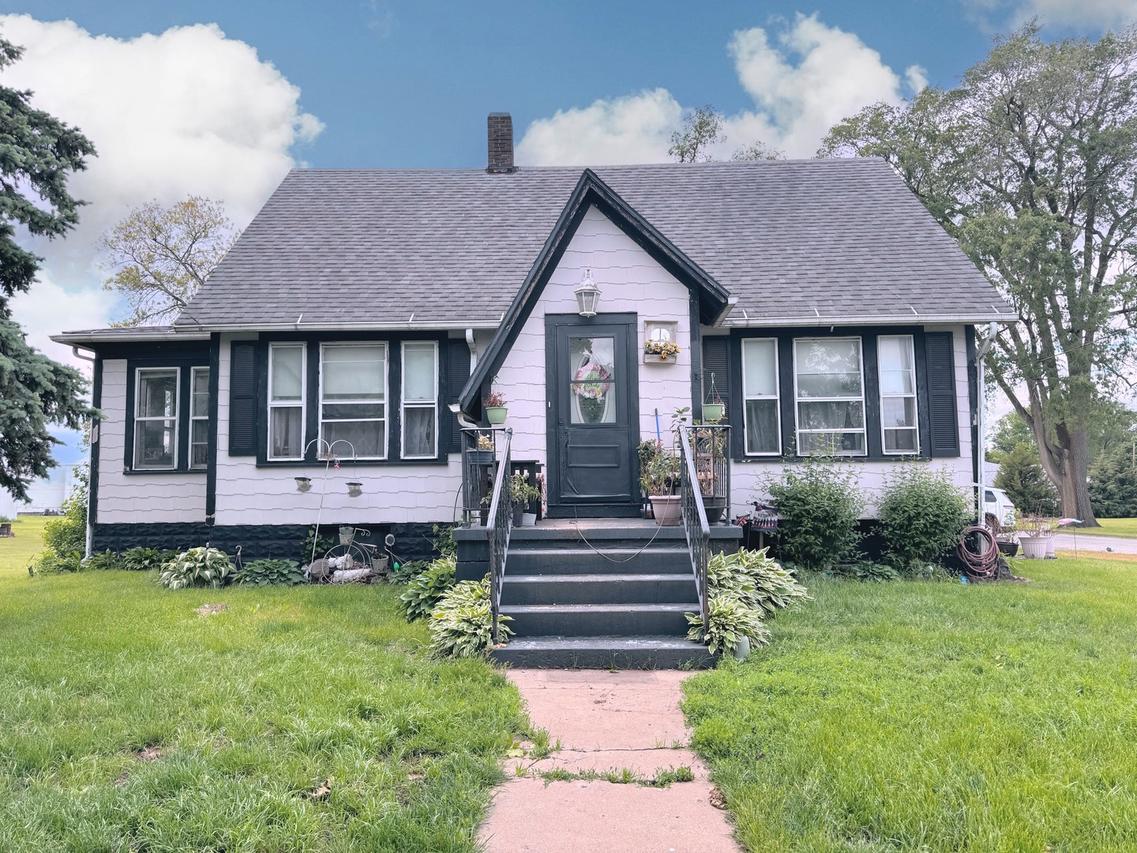 504 S Green St., Piper City, IL 60959