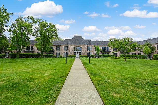 136 Carriage Way Dr. #C112, Burr Ridge, IL 60527