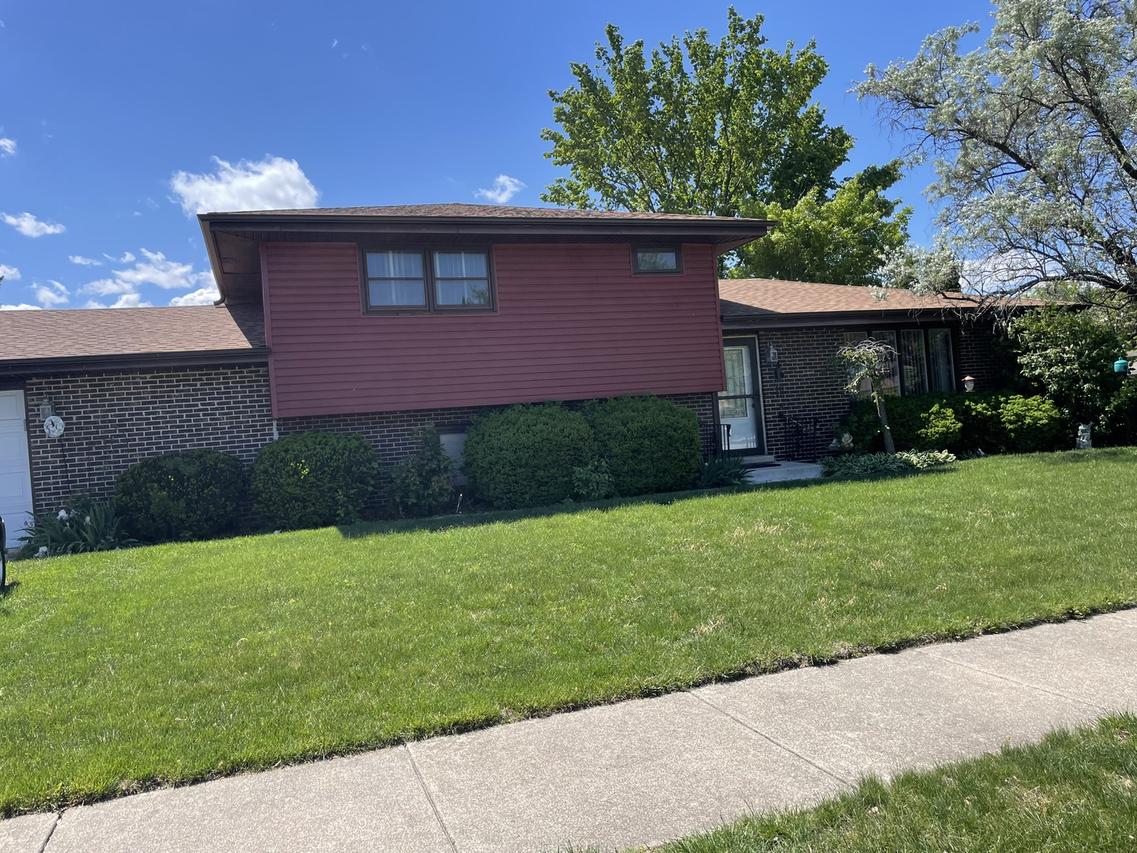 13706 Crestview Ct., Crestwood, IL 60418