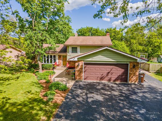 1103 Hillcrest Ave., Fox River Grove, IL 60021