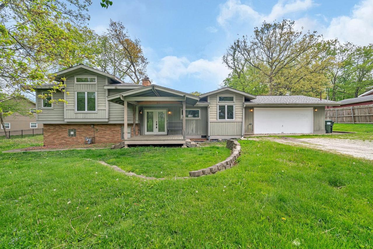 264 Garfield Ave., New Lenox, IL 60451
