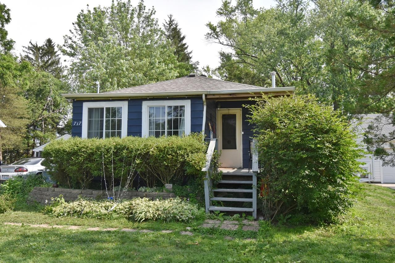 717 Carlisle Rd., Batavia, IL 60510