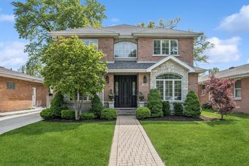 725 Park Plaine Ave., Park Ridge, IL 60068