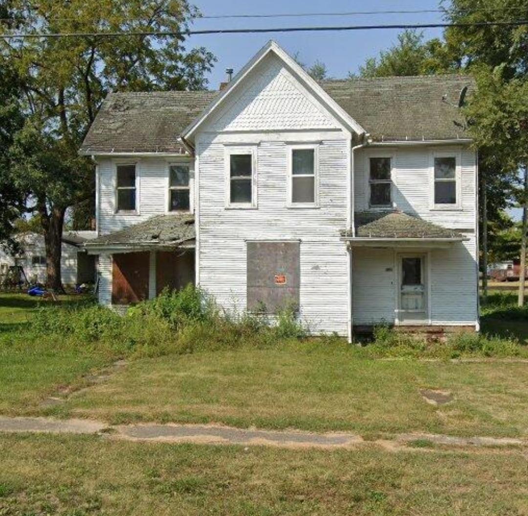 108 S 1st St., Chatsworth, IL 60921