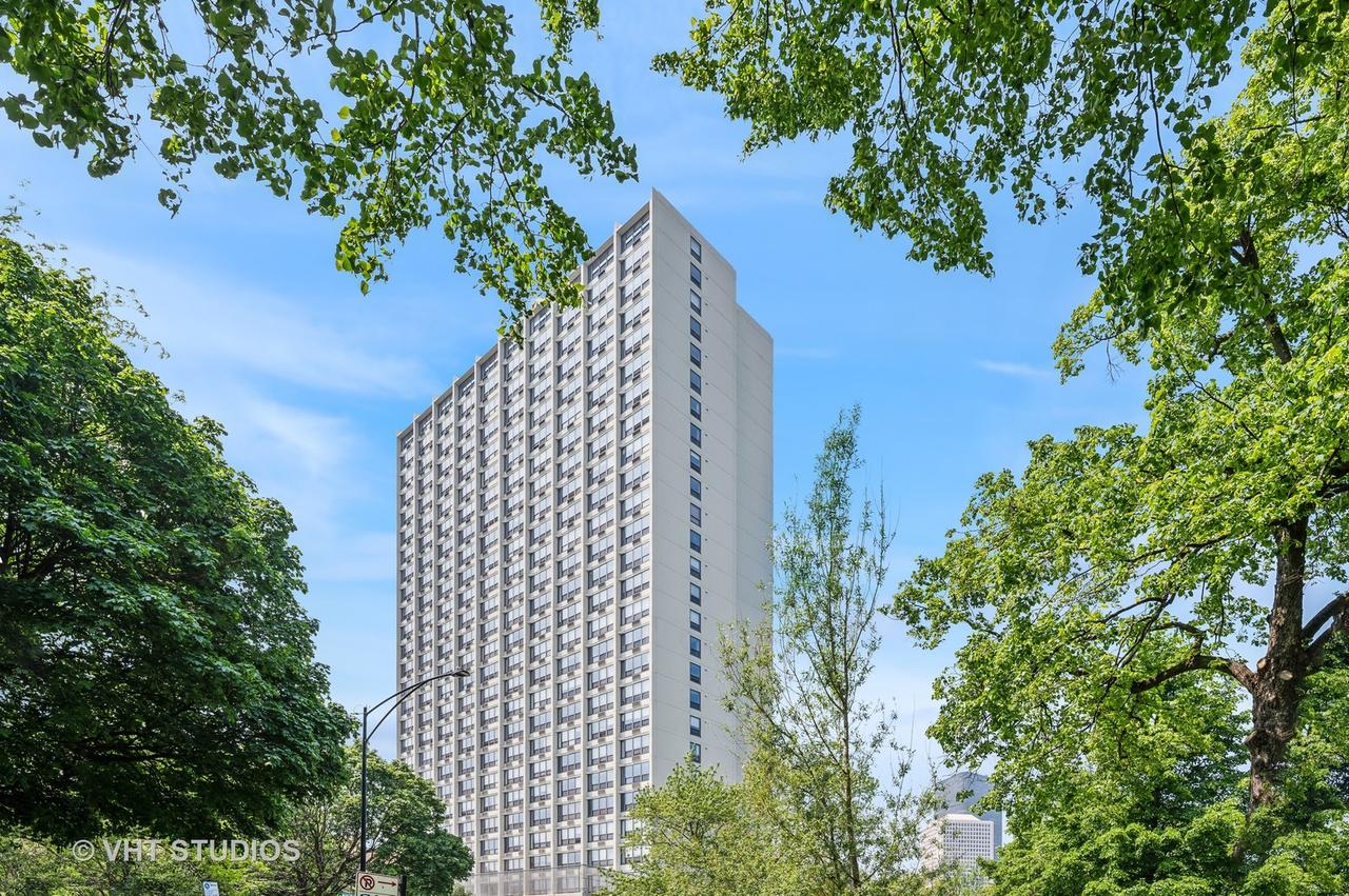 5100 N Marine Dr. #20L, Chicago, IL 60640