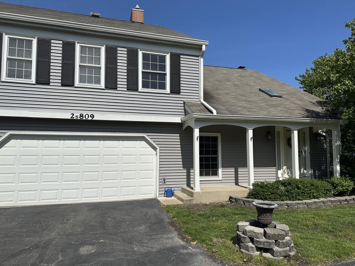 2S809 Grove Ln., Warrenville, IL 60555