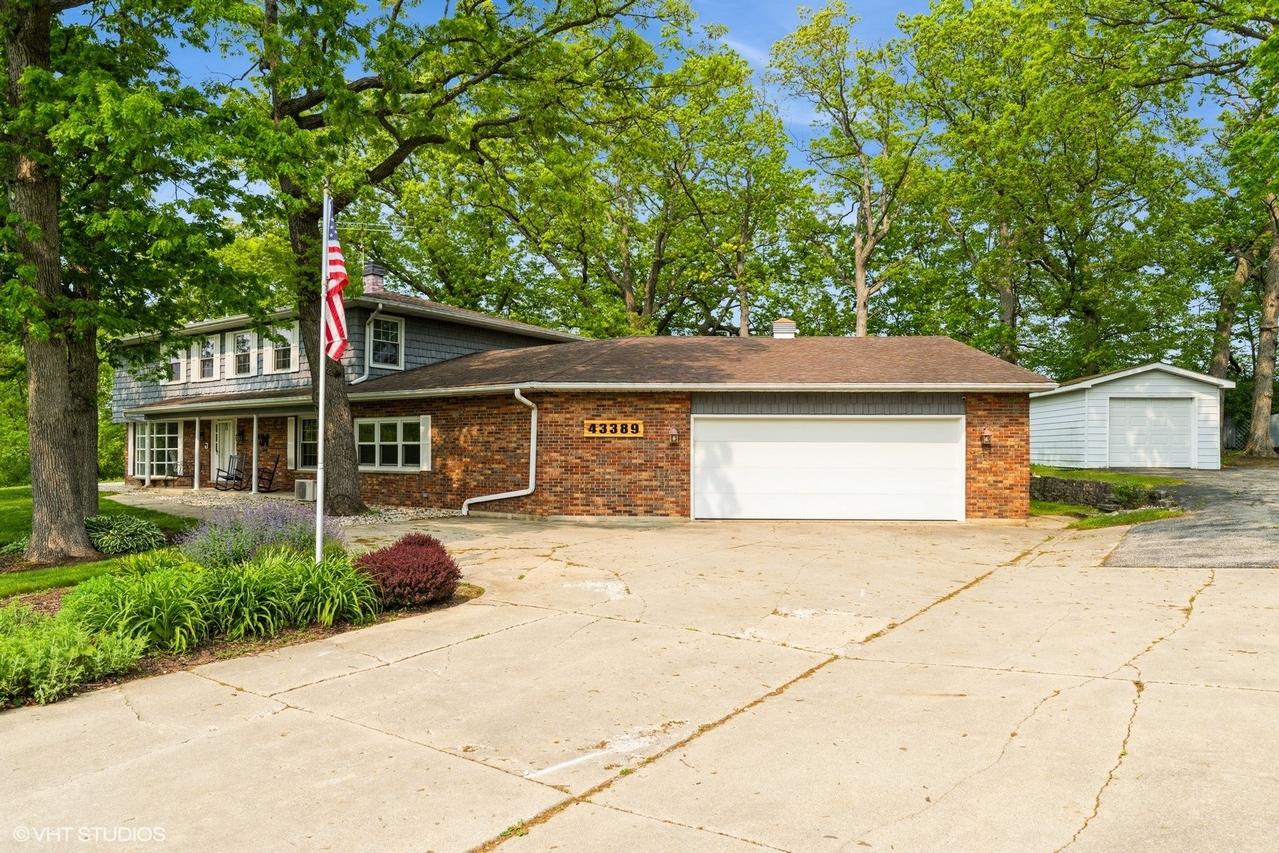 43389 N Oakcrest Ln., Zion, IL 60099