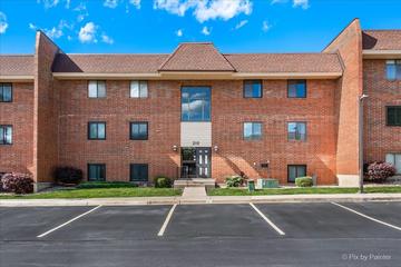 210 E Fountainview Ln. #2B, Lombard, IL 60148