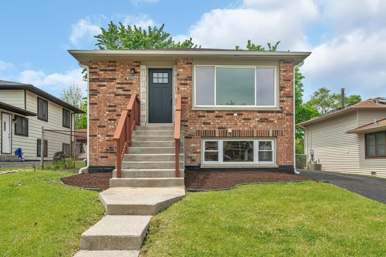 18024 Birch Ave., Country Club Hills, IL 60478