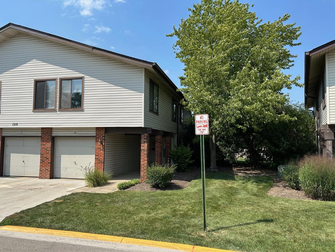 [Address Hidden by Seller], Hanover Park, IL 60133