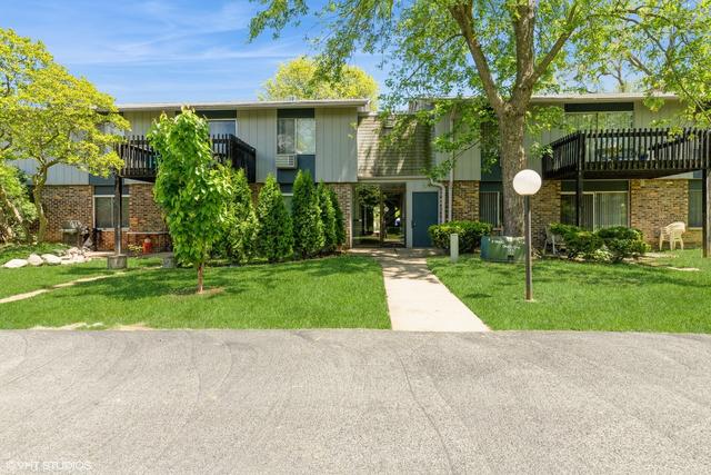 942 E Old Willow Rd. #101, Prospect Heights, IL 60070