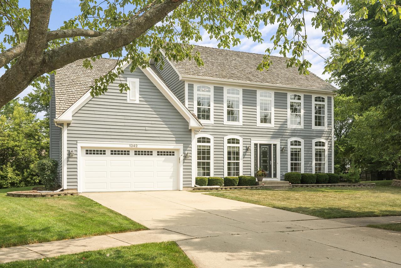 1342 N Wellington Ct., Palatine, IL 60067