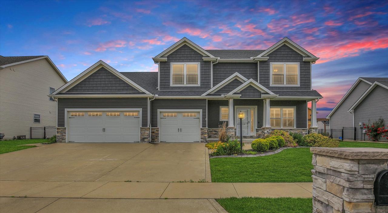 1407 Winterberry Rd., Savoy, IL 61874