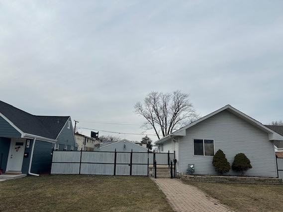 1538 N 39th Ave., Stone Park, IL 60165