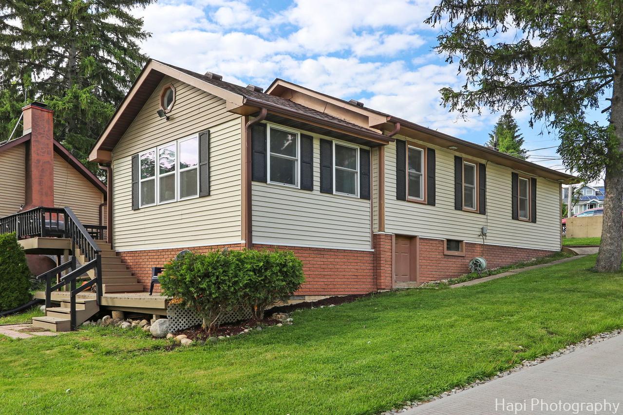 24991 W Forest Dr., Lake Villa, IL 60046