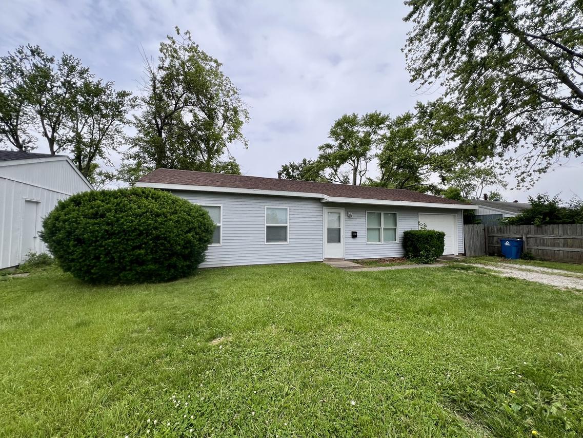 2422 E Washington St., Urbana, IL 61802