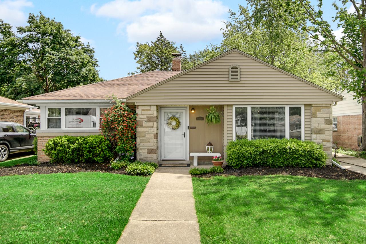 17601 Howe Ave., Homewood, IL 60430