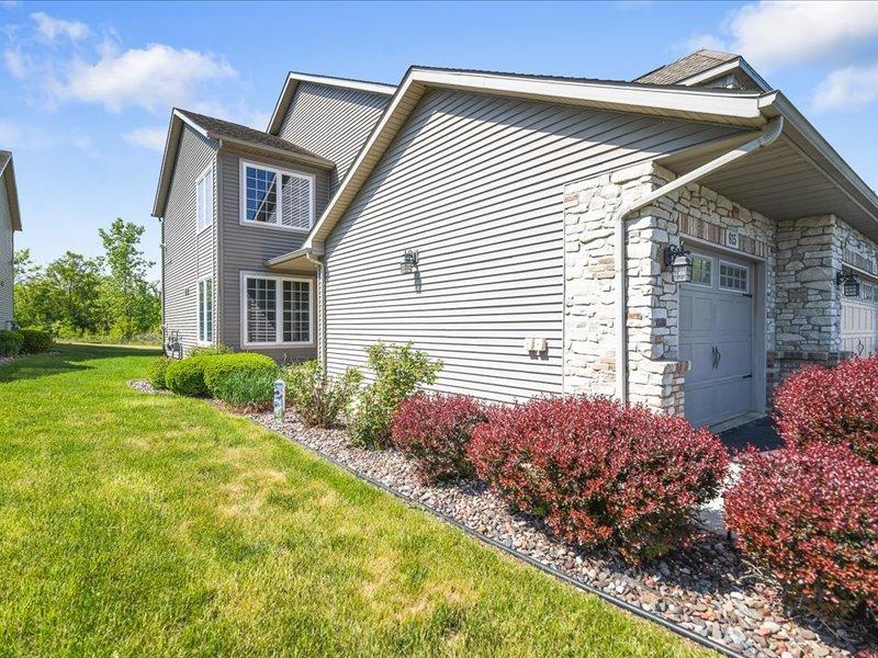 615 Queens Ct. #7, Rockton, IL 61072