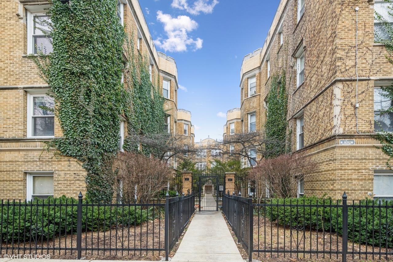 1624 W Farwell Ave. #3C, Chicago, IL 60626