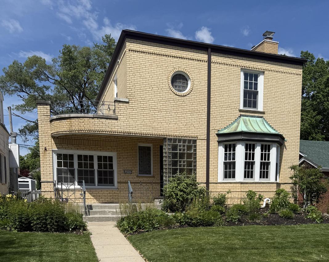 9324 S Hamilton Ave., Chicago, IL 60643