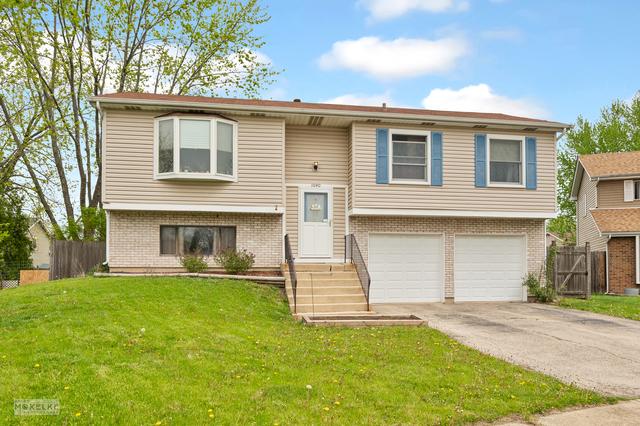 1040 Dover Ln., Aurora, IL 60504
