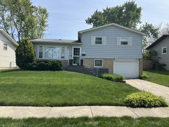 New Foreclosures & Short Sales in Country Club Hills: May 26th to June 1st