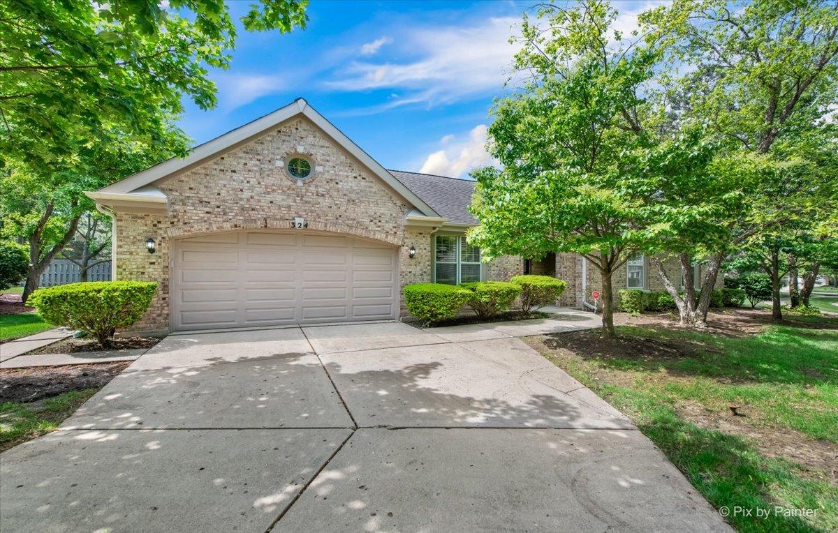 324 Torrington Dr., Bloomingdale, IL 60108