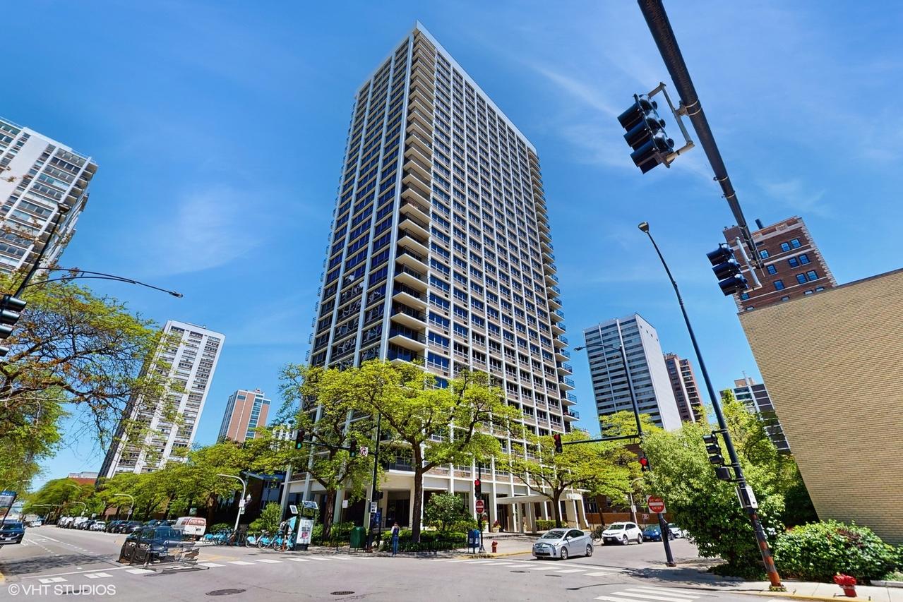 88 W Schiller St. #901L, Chicago, IL 60601