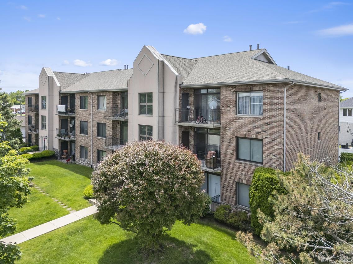 11036 Jodan Dr. #3D, Oak Lawn, IL 60453