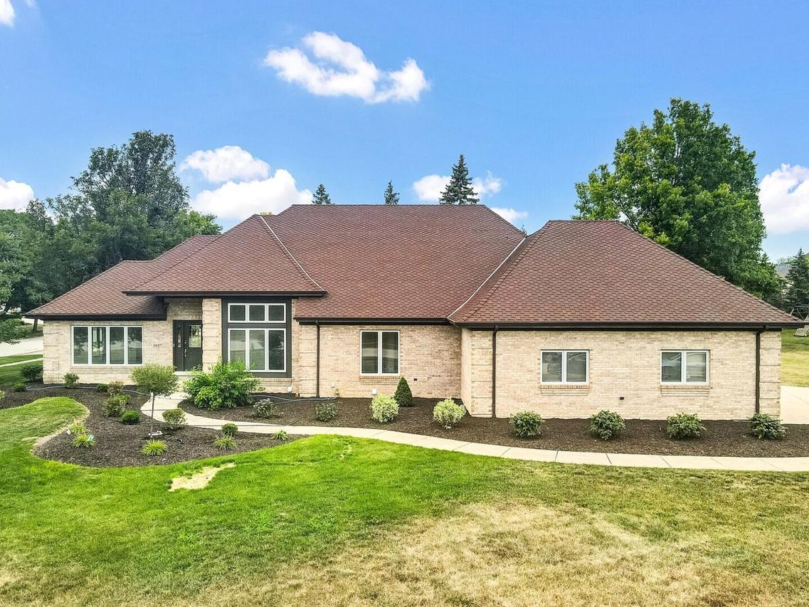 12657 Lake View Dr., Orland Park, IL 60467