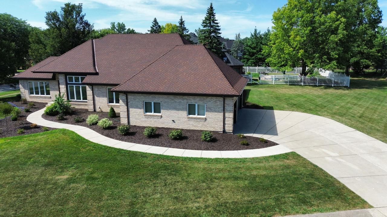 12657 Lake View Dr., Orland Park, IL 60467