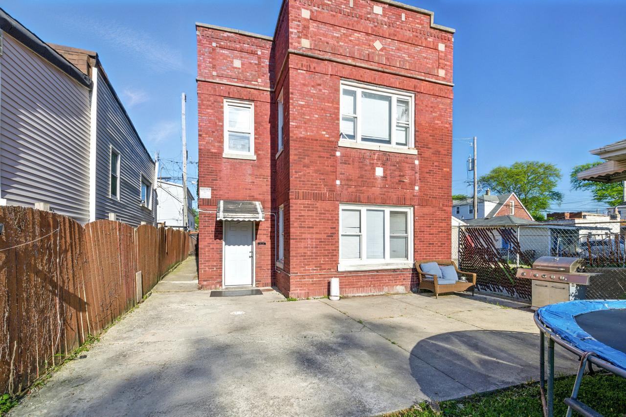 1738 N Latrobe Ave., Chicago, IL 60639