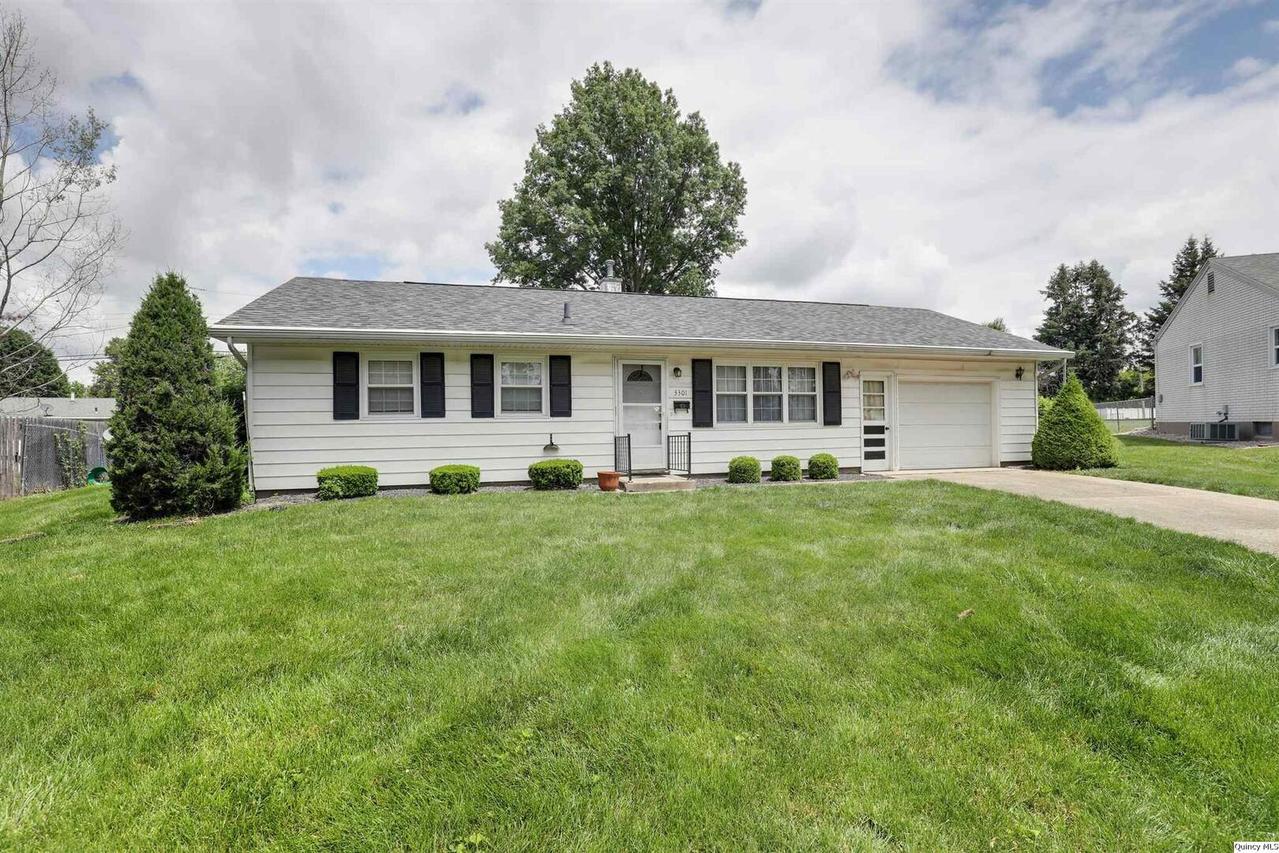 3301 N College Ave., Quincy, IL 62301
