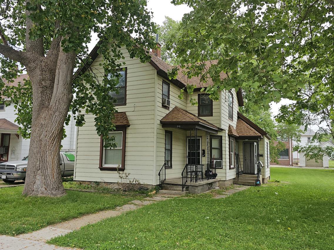213 5th Ave., Rock Falls, IL 61071
