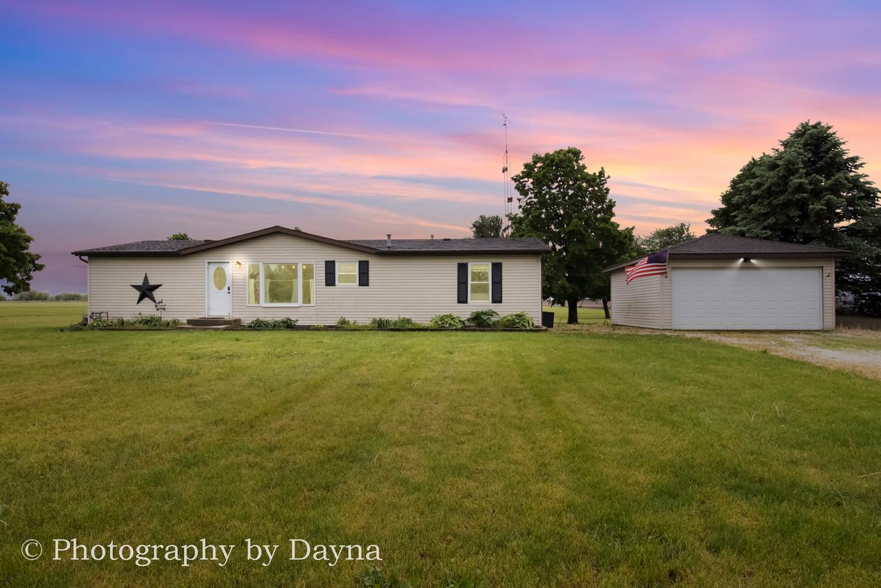 6934 E 5000 S. Rd., St. Anne, IL 60964