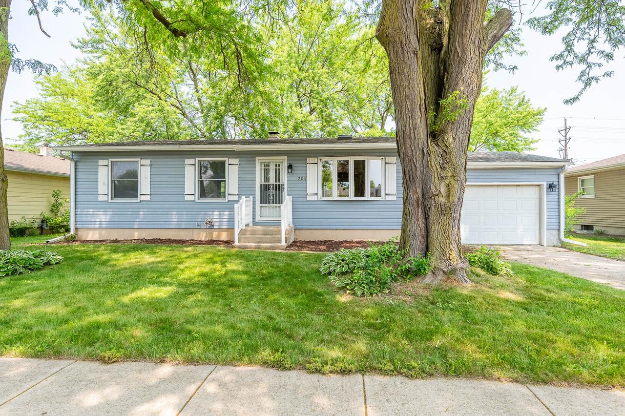 204 Southview Dr., Rochelle, IL 61068
