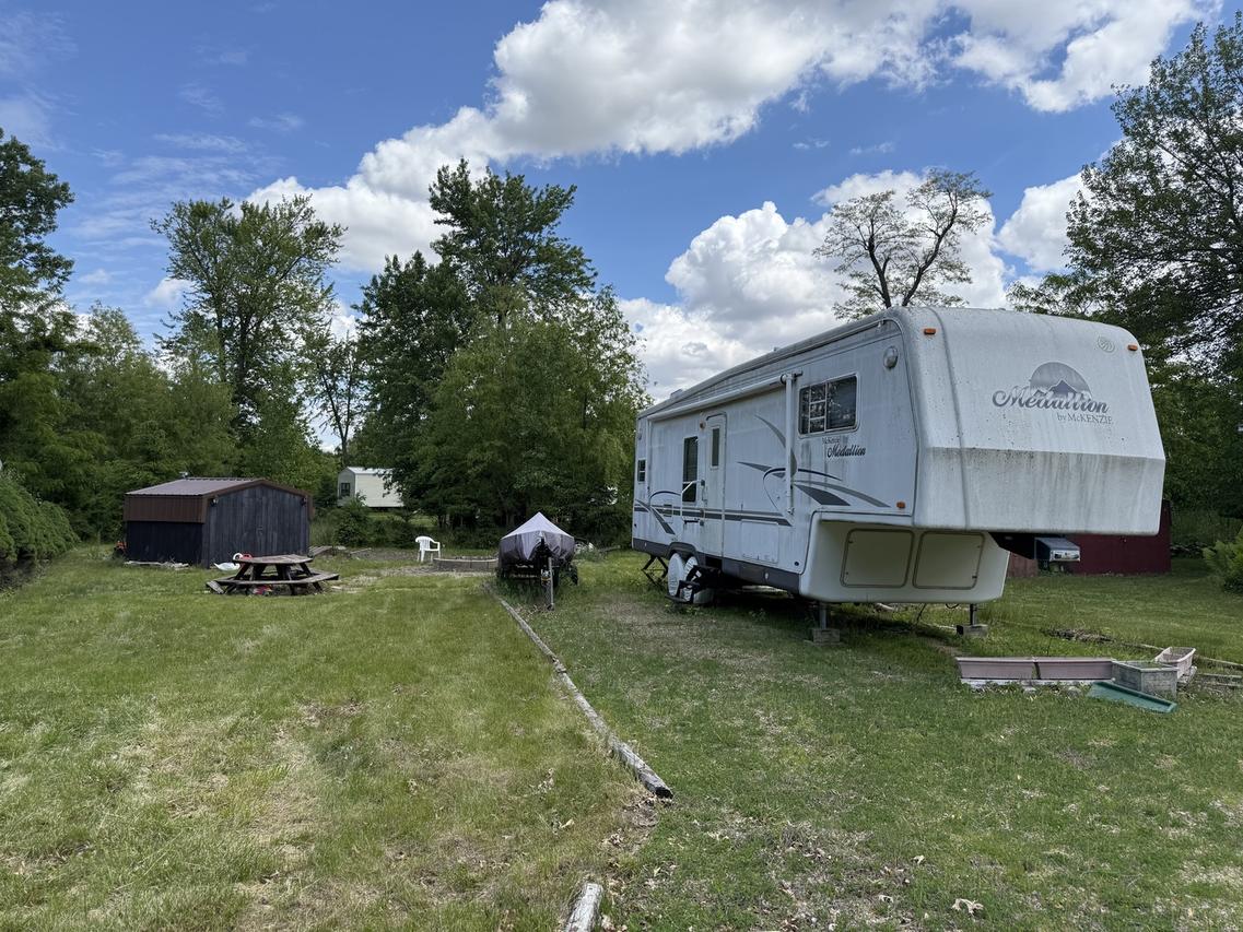 28-131 Woodhaven Lakes, Sublette, IL 61367