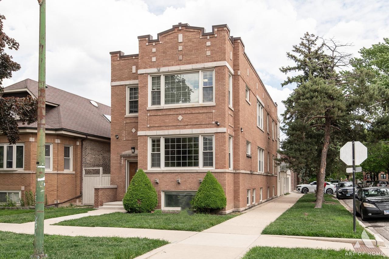 3301 N Kilbourn Ave., Chicago, IL 60641