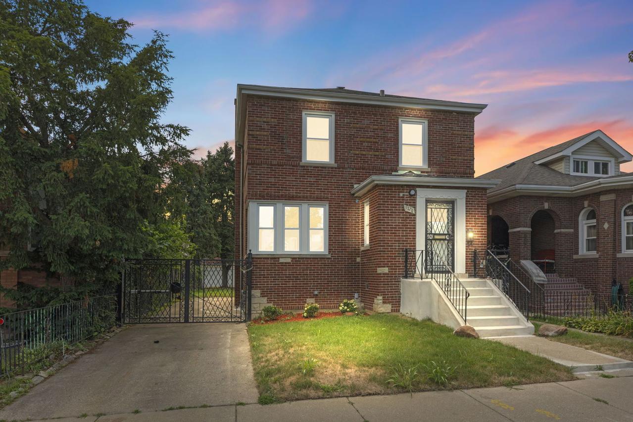9326 S May St., Chicago, IL 60620