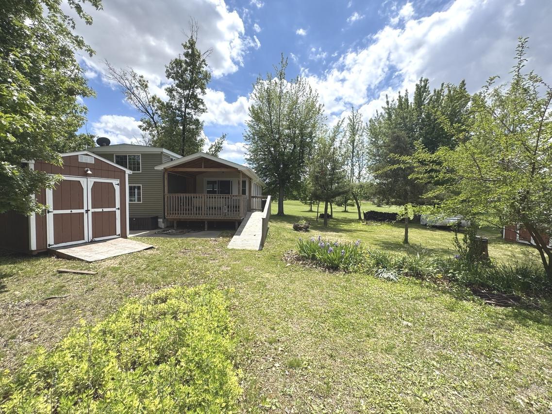 22-108/109 Woodhaven Lakes, Sublette, IL 61367