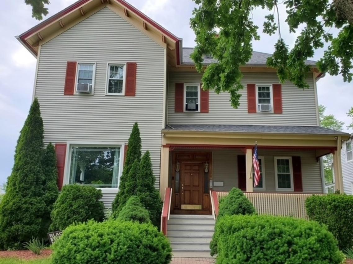 [Address Hidden by Seller], Evanston, IL 60201