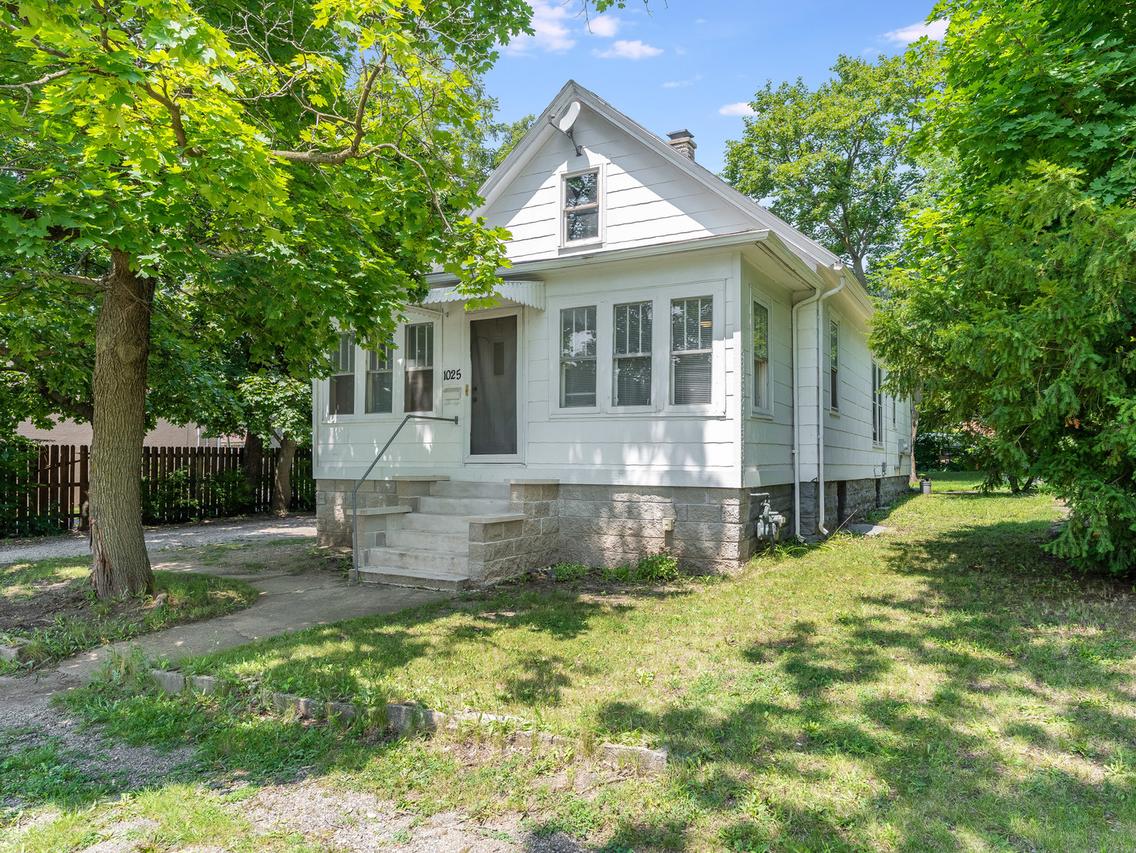 1025 Woodruff Rd., Joliet, IL 60432