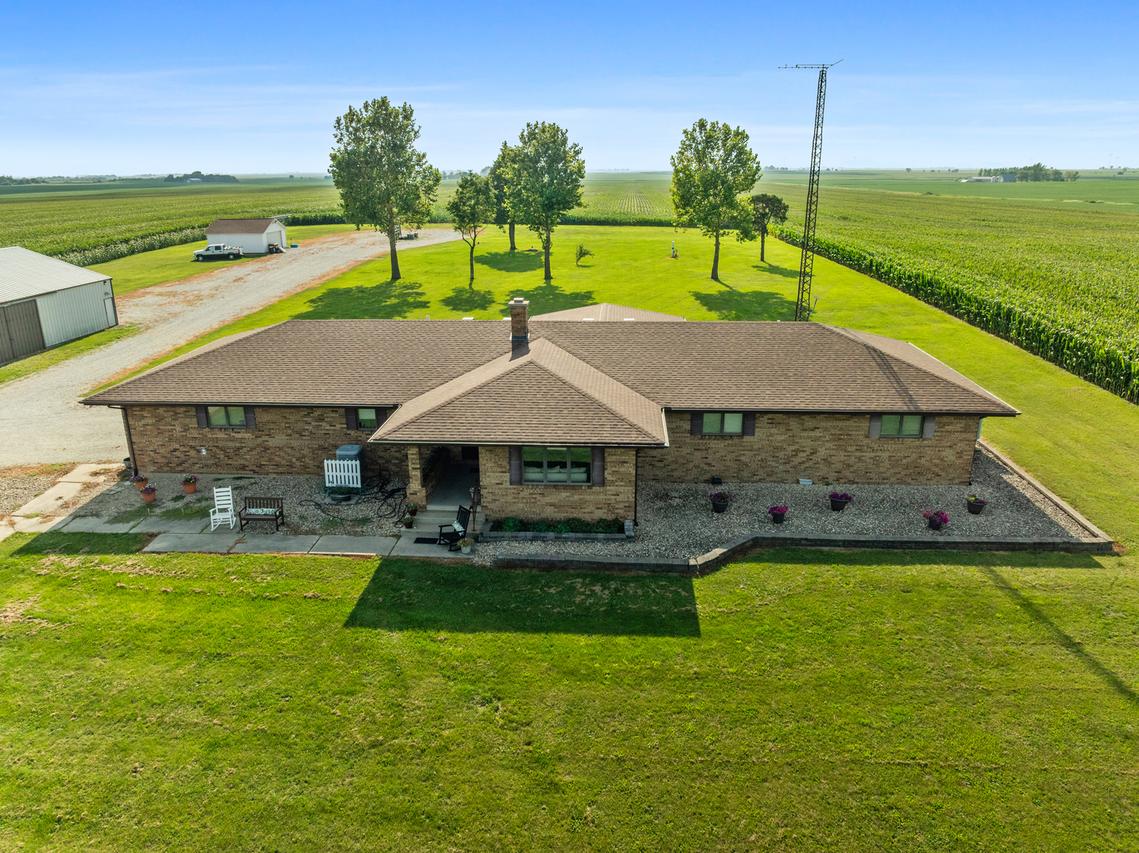 19703 N 2900 East Rd., Saunemin, IL 61769