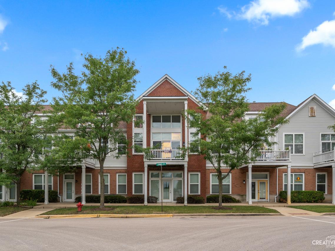 1716 Simms St., Aurora, IL 60504