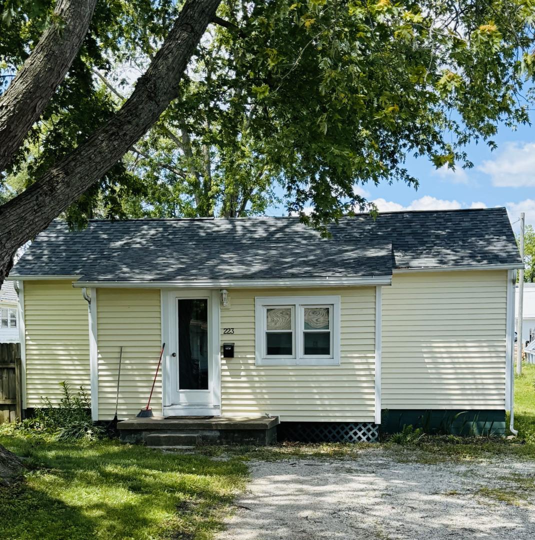 223 S Wood St., Gibson City, IL 60936