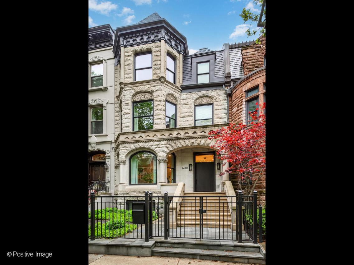 1438 N Dearborn St., Chicago, IL 60610