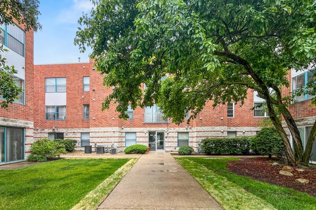 3275 Kirchoff Rd. #131, Rolling Meadows, IL 60008
