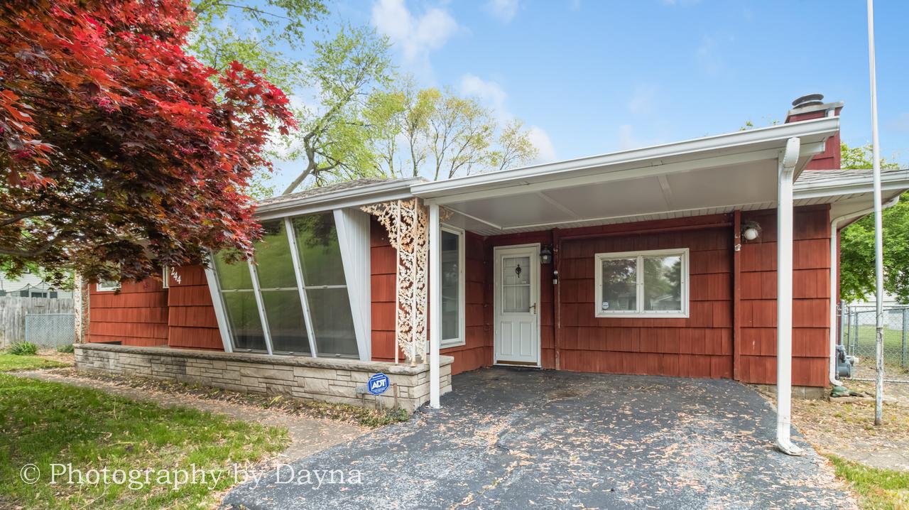 244 N Madison Ave., Bradley, IL 60915