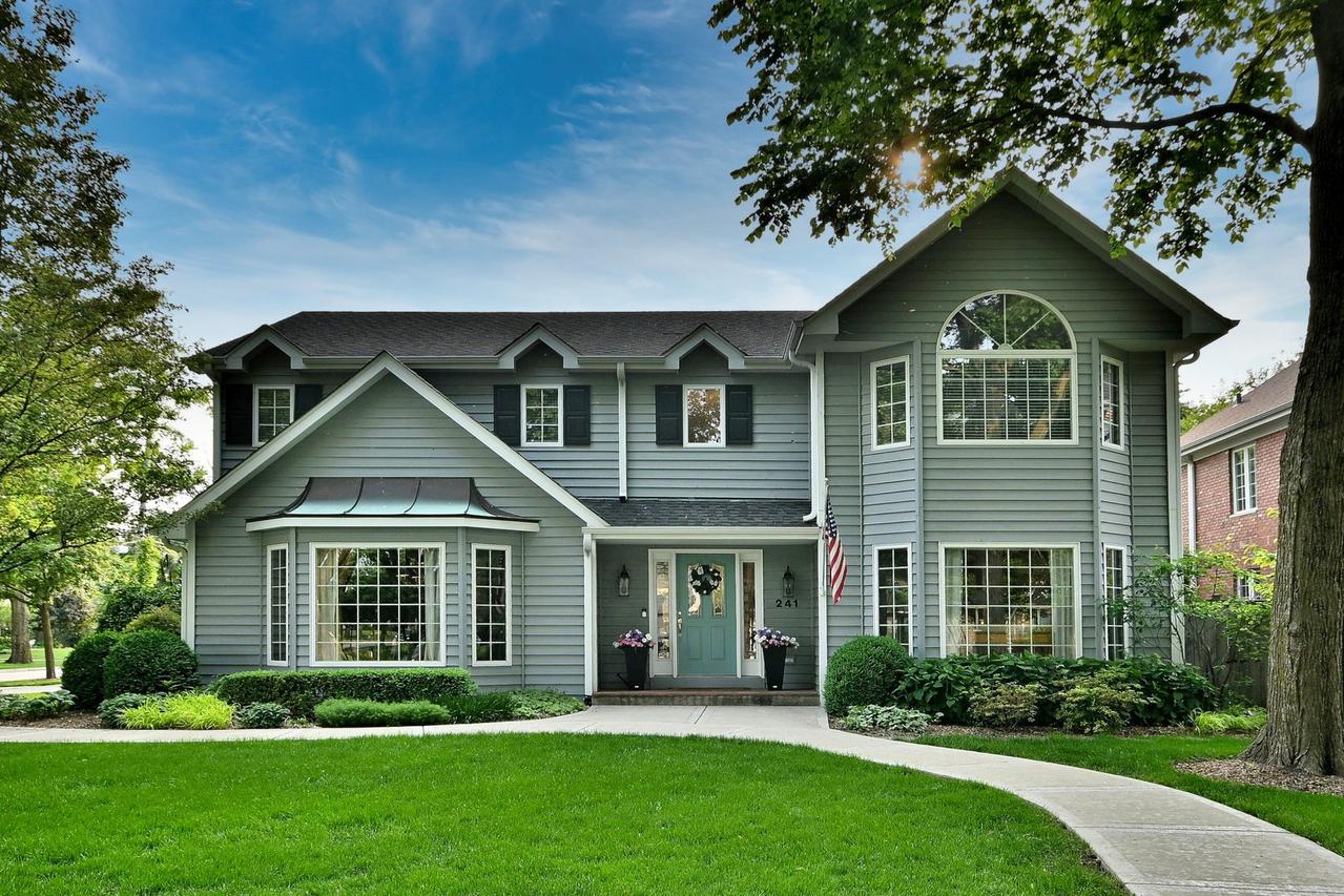 241 E Fuller Rd., Hinsdale, IL 60521
